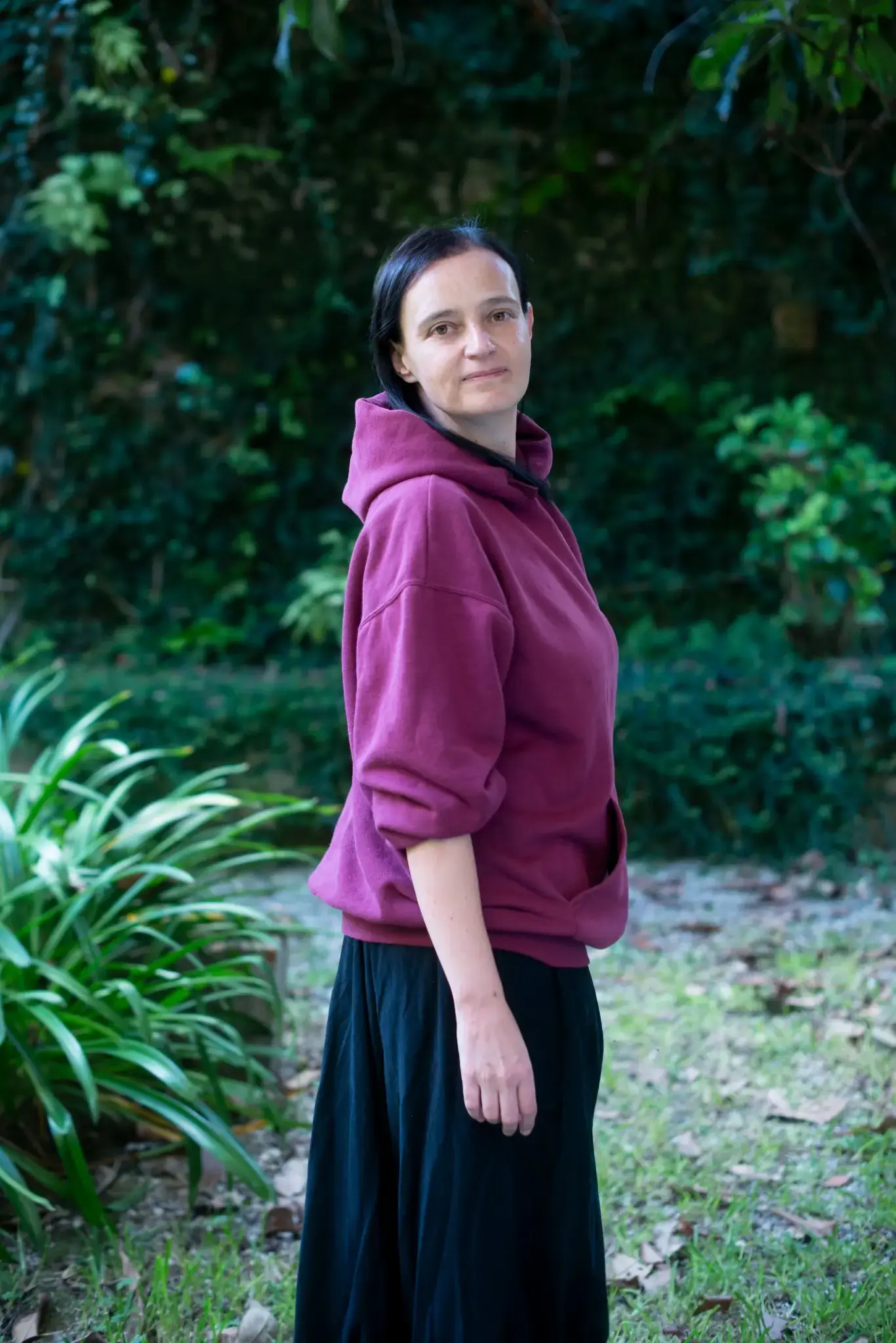 foto di stefania sorridente nella natura